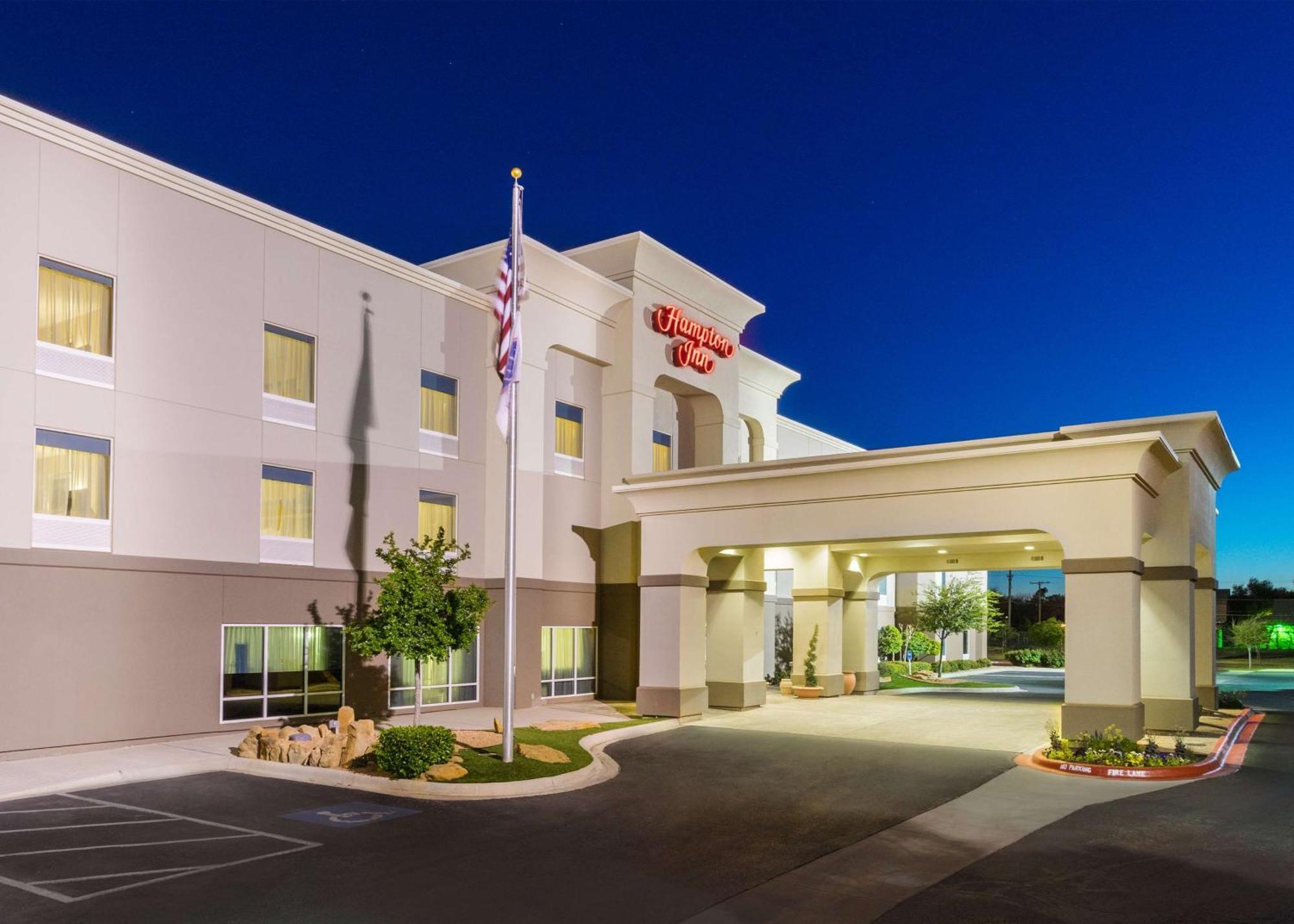 Hampton Inn By Hilton Odessa Exterior photo