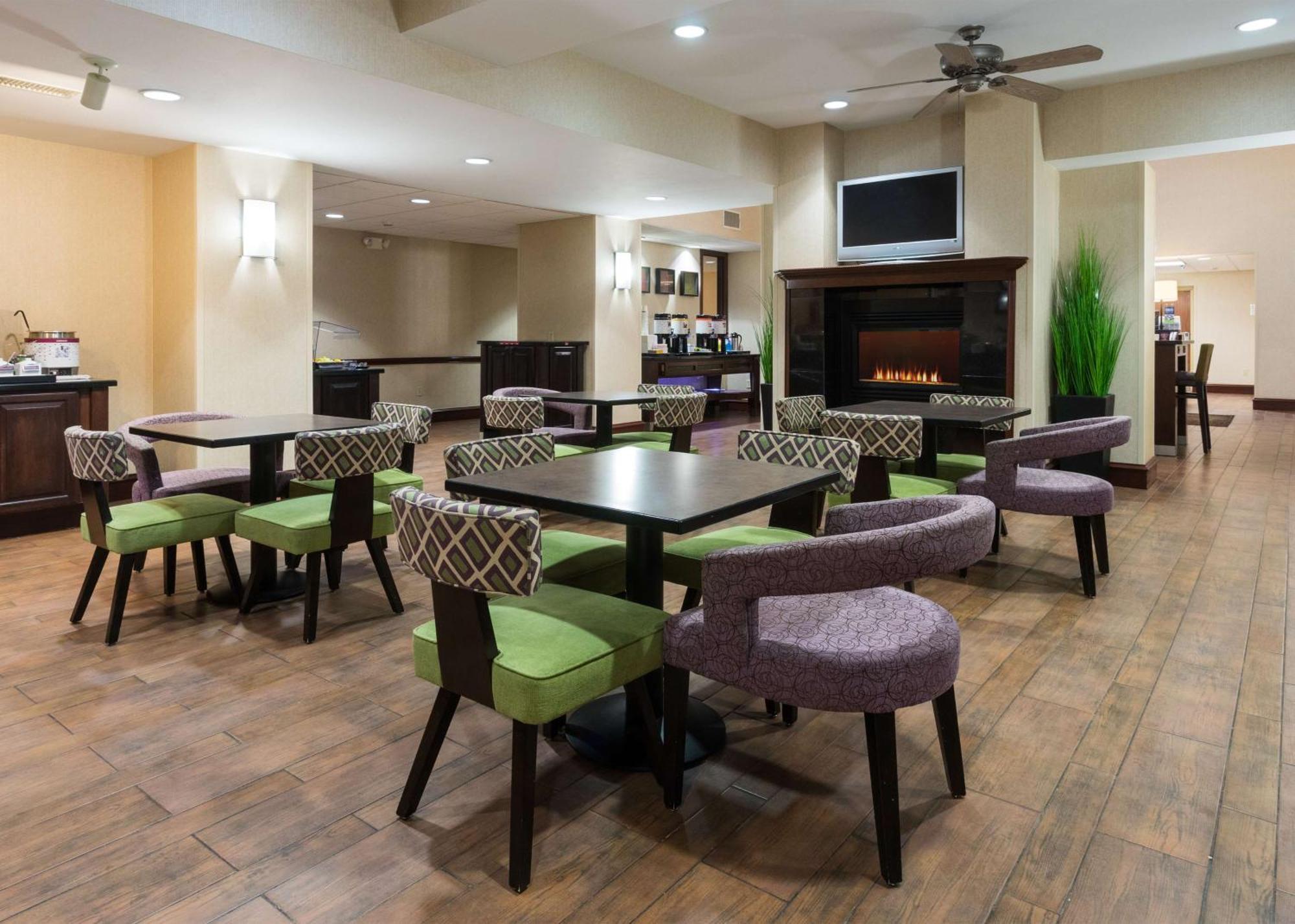 Hampton Inn By Hilton Odessa Exterior photo